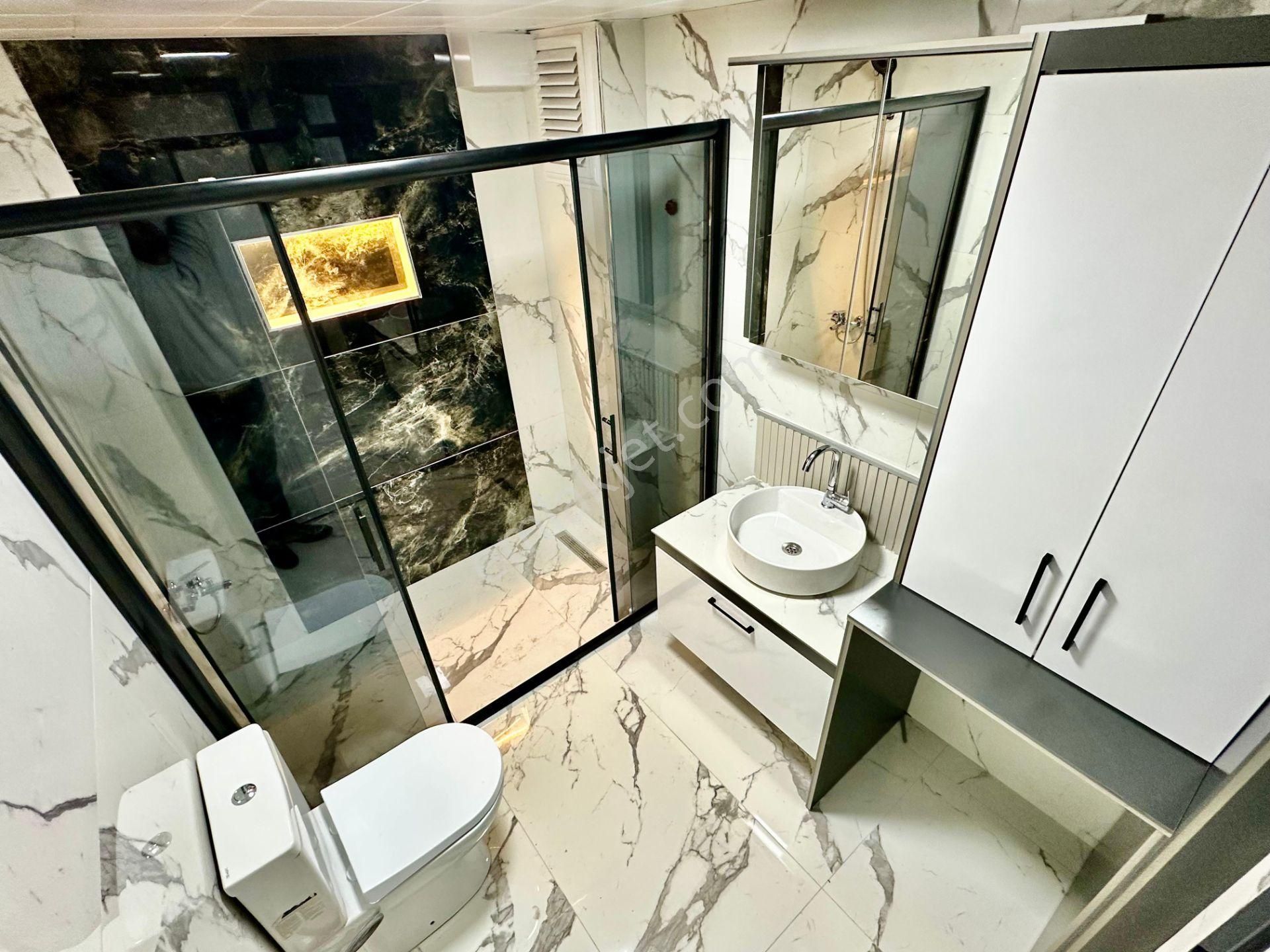 ꧁ay Emlaktan꧁akçay Merkezde Arakat Ayrı Mutfaklı Denize Yakın Lüx Tasarım Satılık 2+1 Geniş Daire - Görsel 31