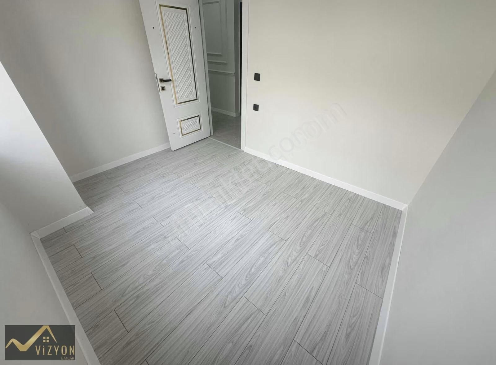 Vizyon Emlak'tan Asansörlü-y.ısıtma-ultra Lüks 2+1 Arakat - Görsel 9