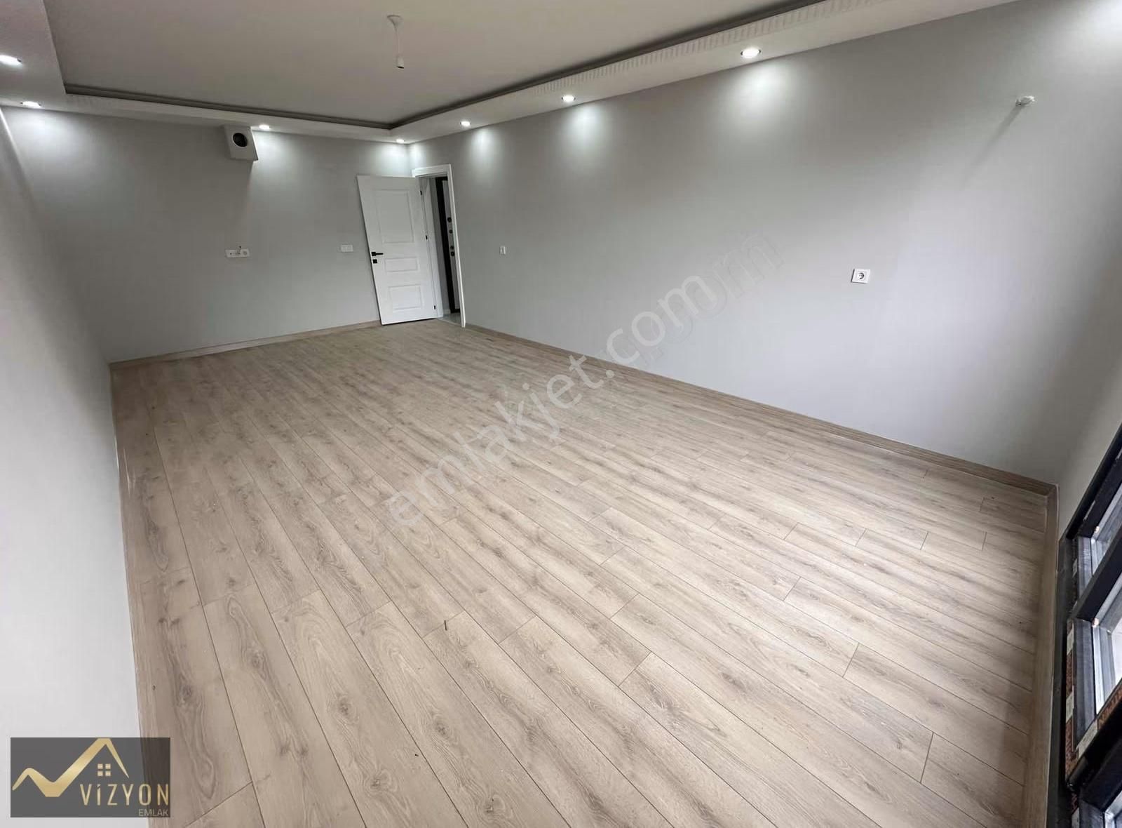 Vizyon Emlak'tan Farabi Devlet Hast. Yakını Asansörlü Lüx Arakat - Görsel 4