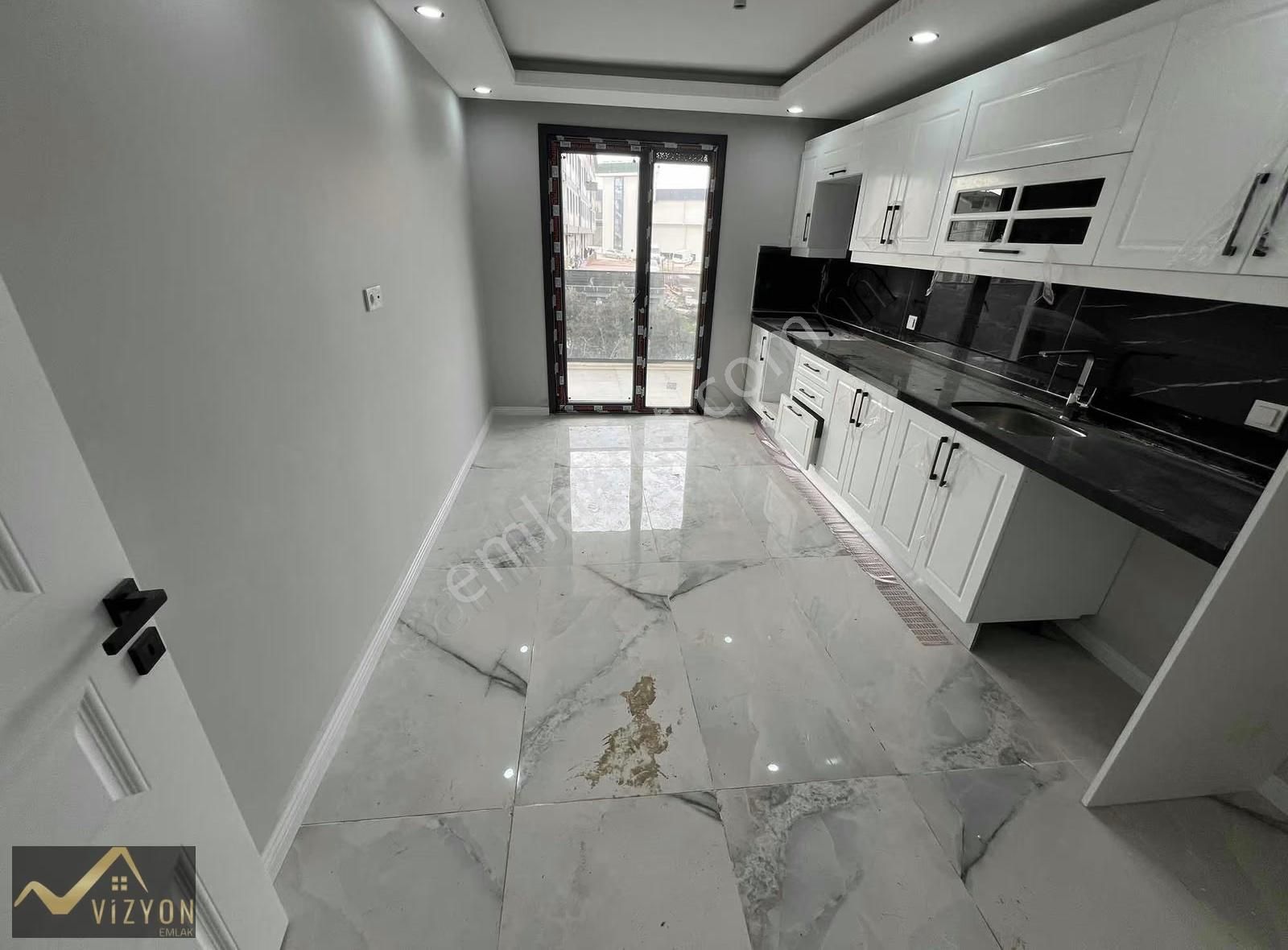 Çift Ğirişli Merkezi Yerde Geniş Ebeveyn Banyolu 4+1 Dubleks - Görsel 21