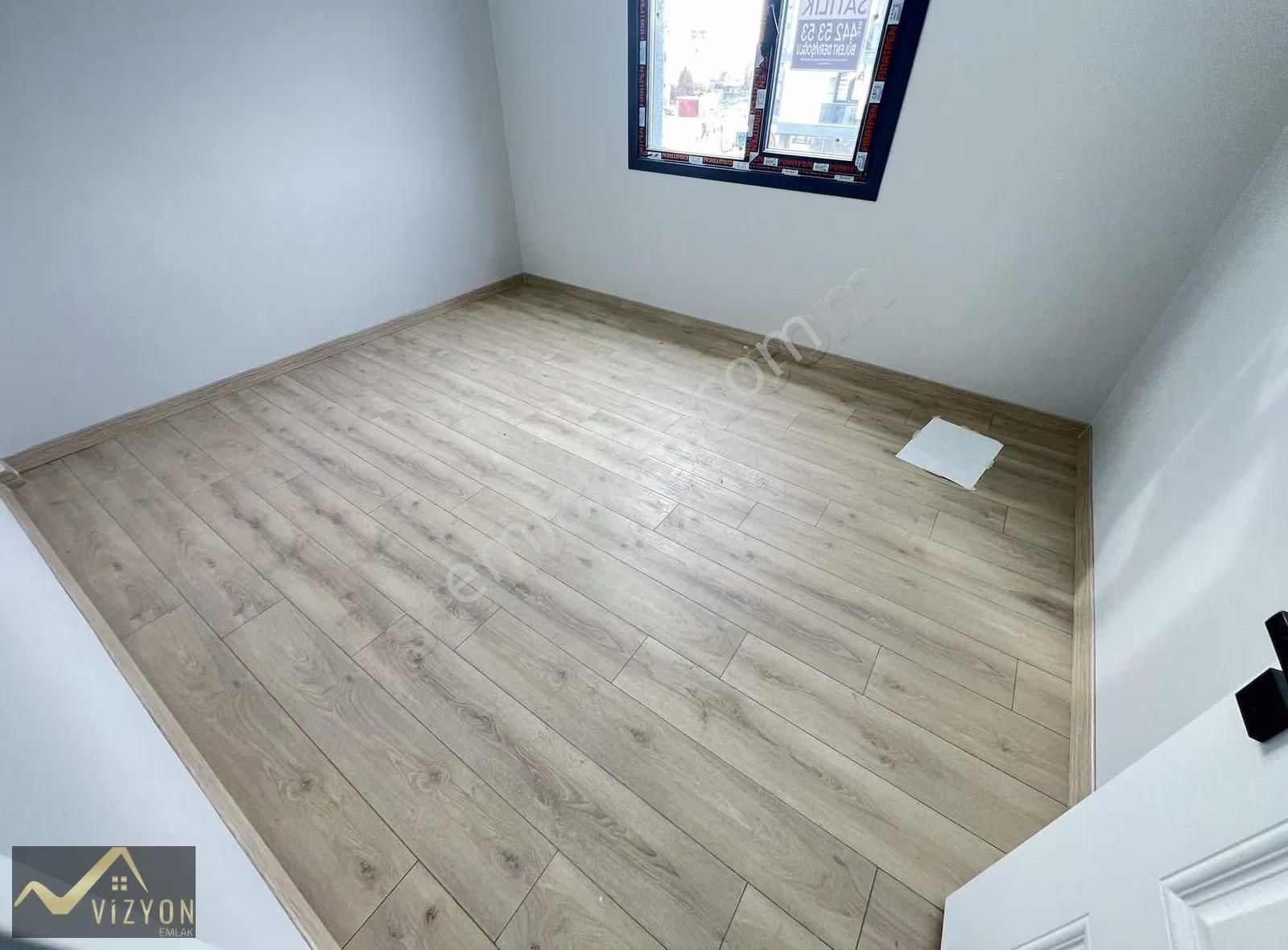 Çift Ğirişli Merkezi Yerde Geniş Ebeveyn Banyolu 4+1 Dubleks - Görsel 33