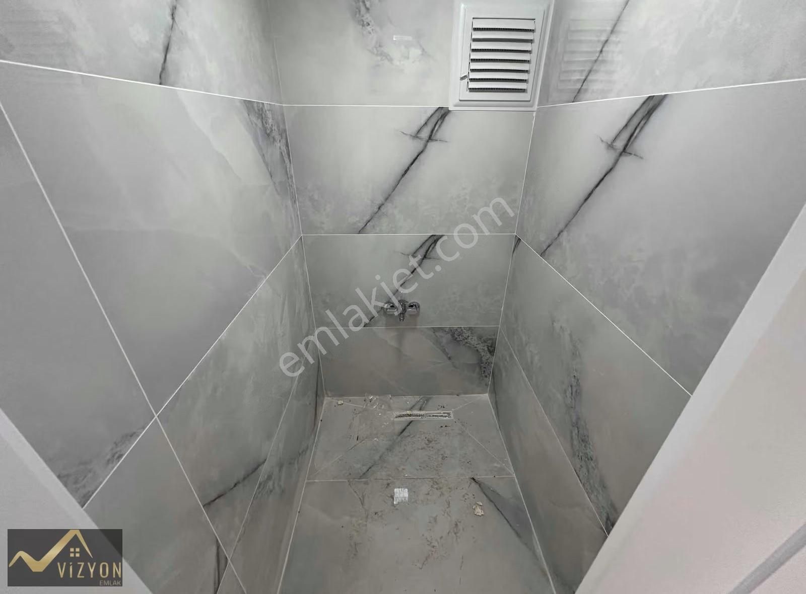 Çift Ğirişli Merkezi Yerde Geniş Ebeveyn Banyolu 4+1 Dubleks - Görsel 17