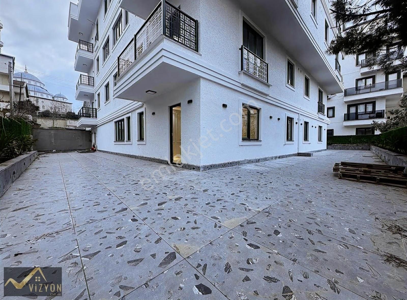 Vizyon Emlaktan Satılık Özel Tasarımlı Bahçe Kullanımlı Daire - Görsel 11