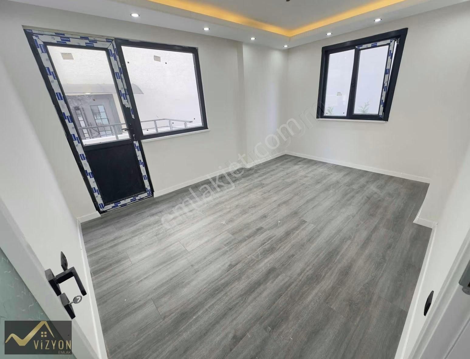Vizyon Emlak'tan Marmarayın Yanı Başında Lüks 2+1 Daire