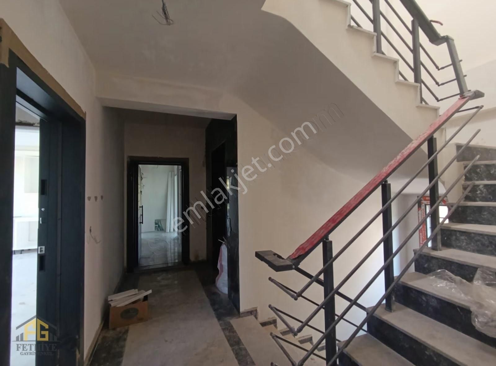 Fethiye Gayrimenkul'den Merkezi Lokasyonda Yeni Yapı Satılık