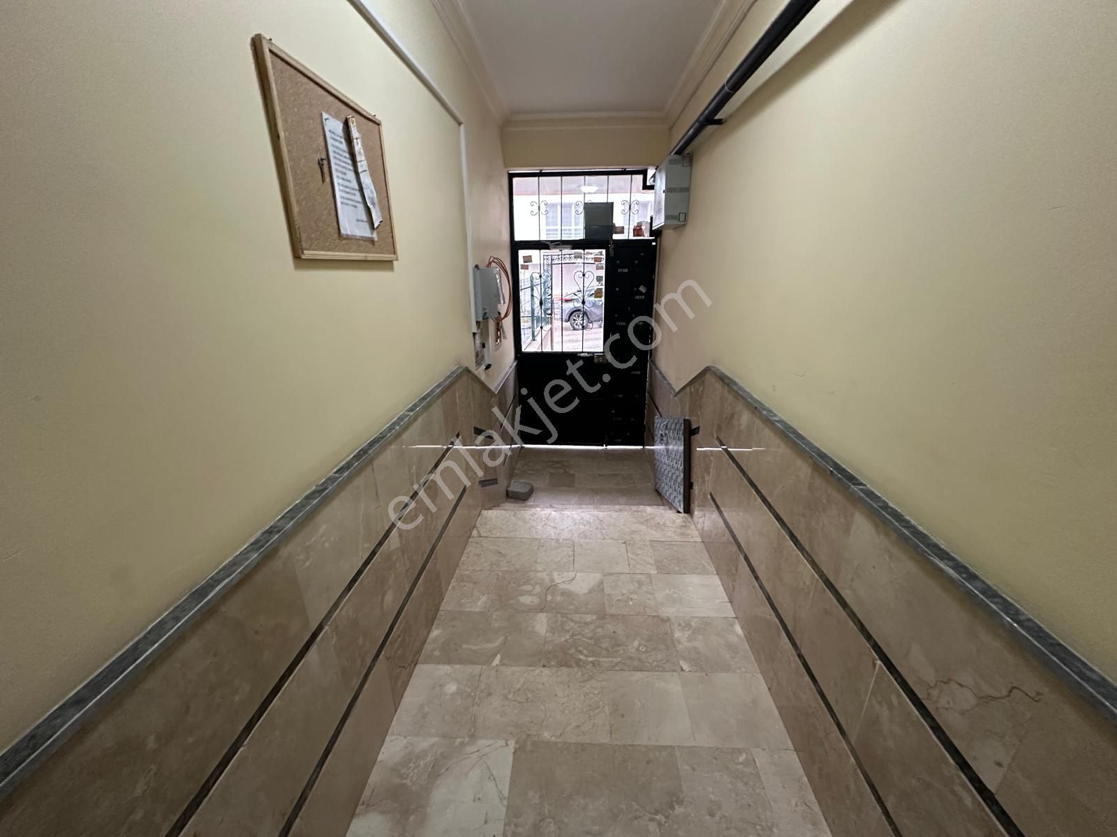 Mustafa Kemal'de Kredi Limitsiz 3+1 2.arakat Merkezi Konum 135m2 Geniş Satılık Daire - Görsel 34