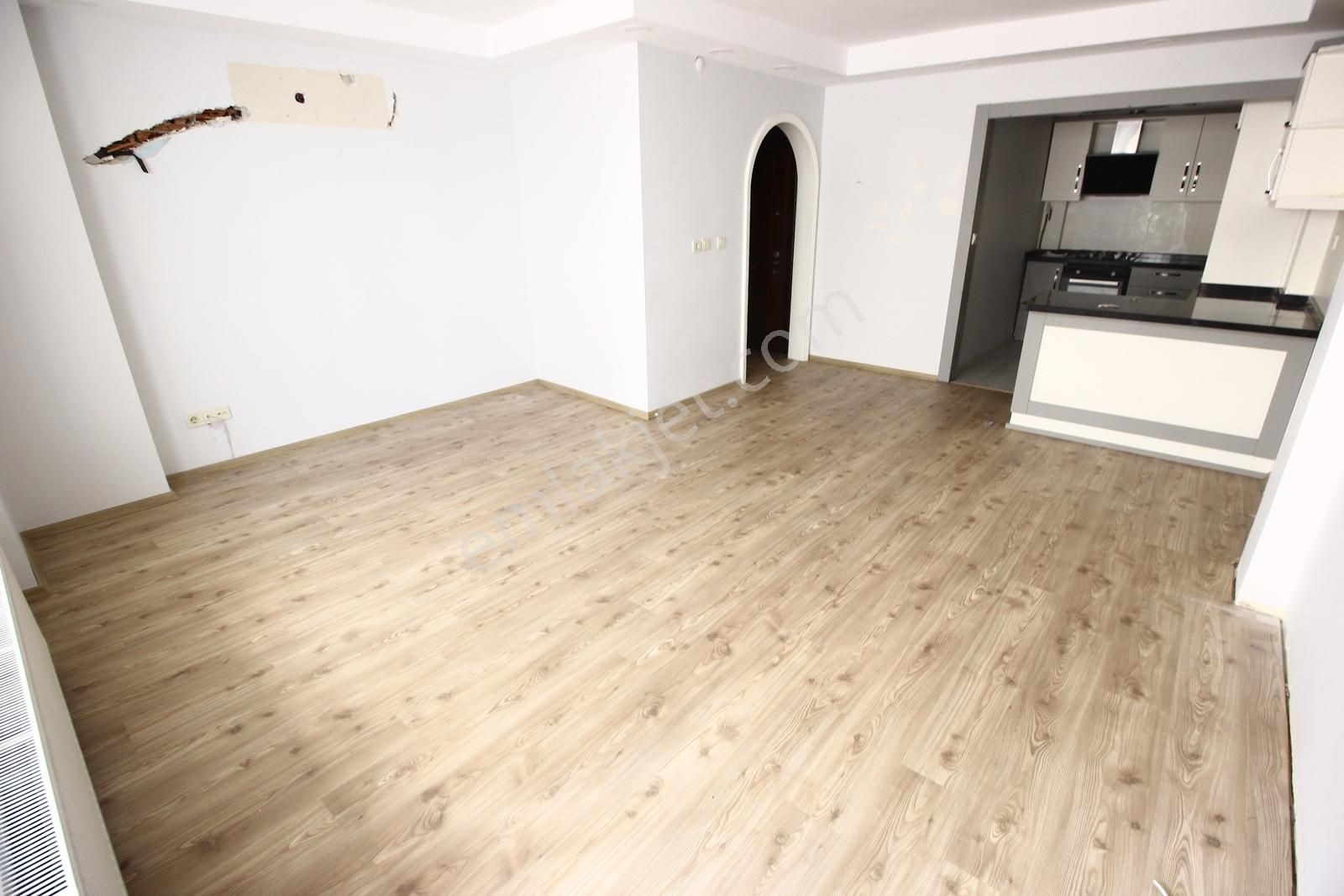Tamiş'den Altıntepe Kuğuda Sahile Ve Marmaraya Çok Yakın 2.kat - Görsel 2
