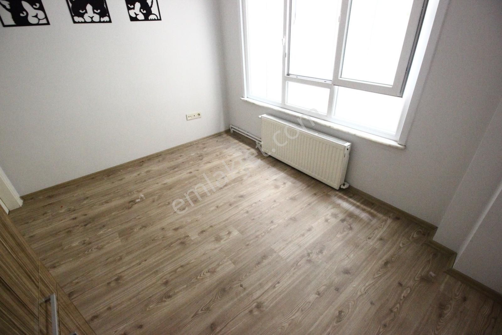Tamiş'den Altıntepe Kuğuda Sahile Ve Marmaraya Çok Yakın 2.kat - Görsel 14