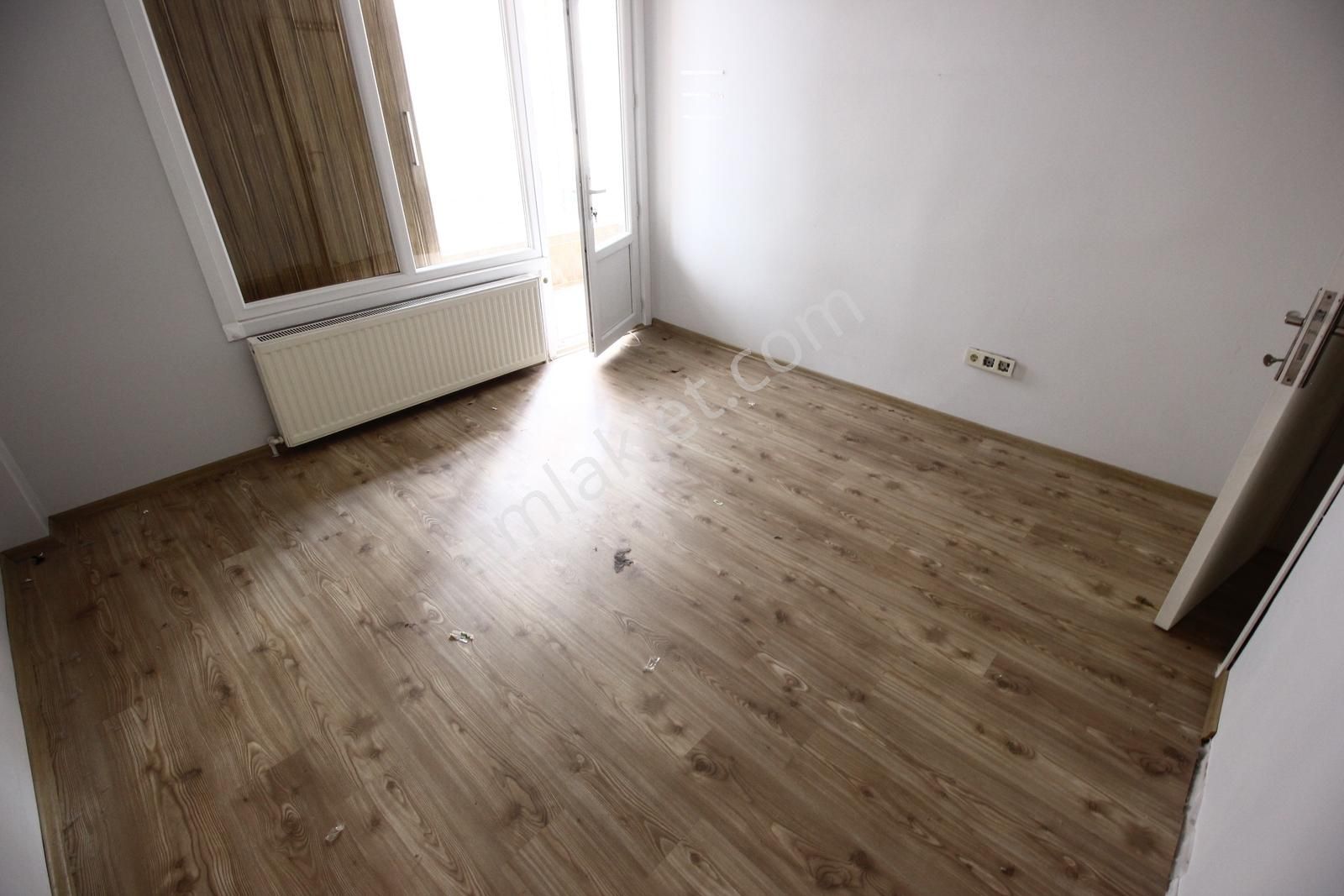 Tamiş'den Altıntepe Kuğuda Sahile Ve Marmaraya Çok Yakın 2.kat - Görsel 26