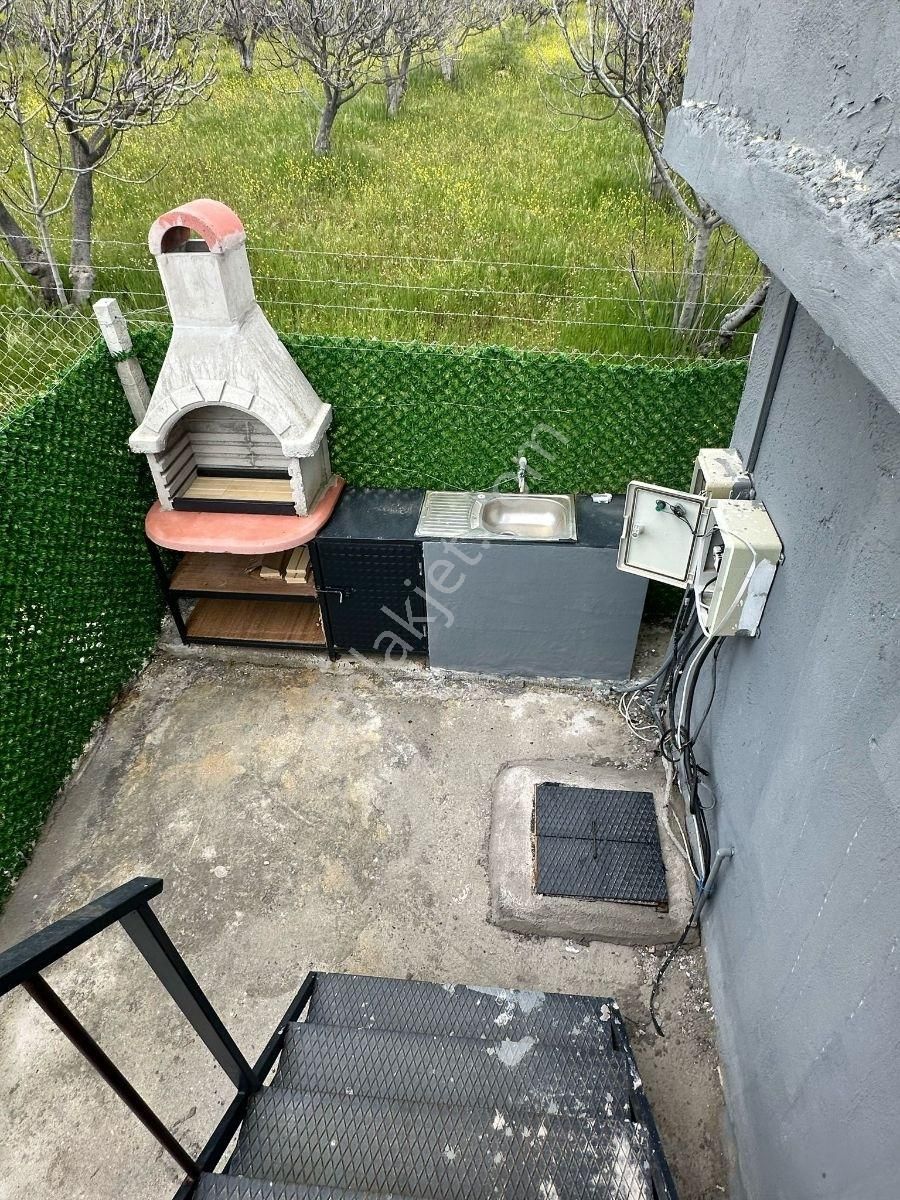 1+1 Dublex Terasli Ev Acil Satılık Araç Takasina Uygun - Görsel 33