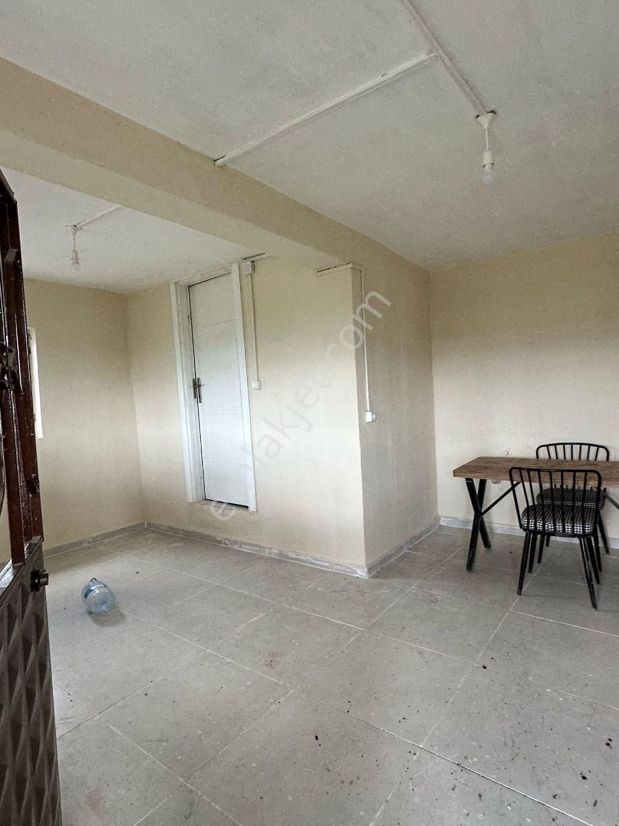 1+1 Dublex Terasli Ev Acil Satılık Araç Takasina Uygun - Görsel 32