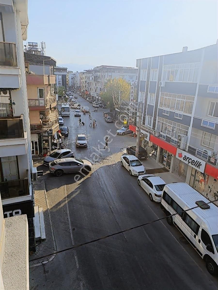 Buca Kozağaç Meydanda 2+1 Arakat Balkonlu Daire - Görsel 18