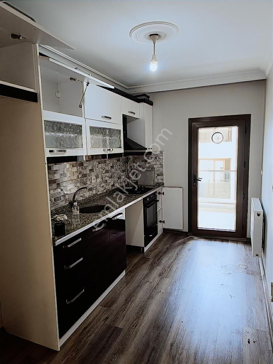 Buca Kozağaç Meydanda 2+1 Arakat Balkonlu Daire - Görsel 7