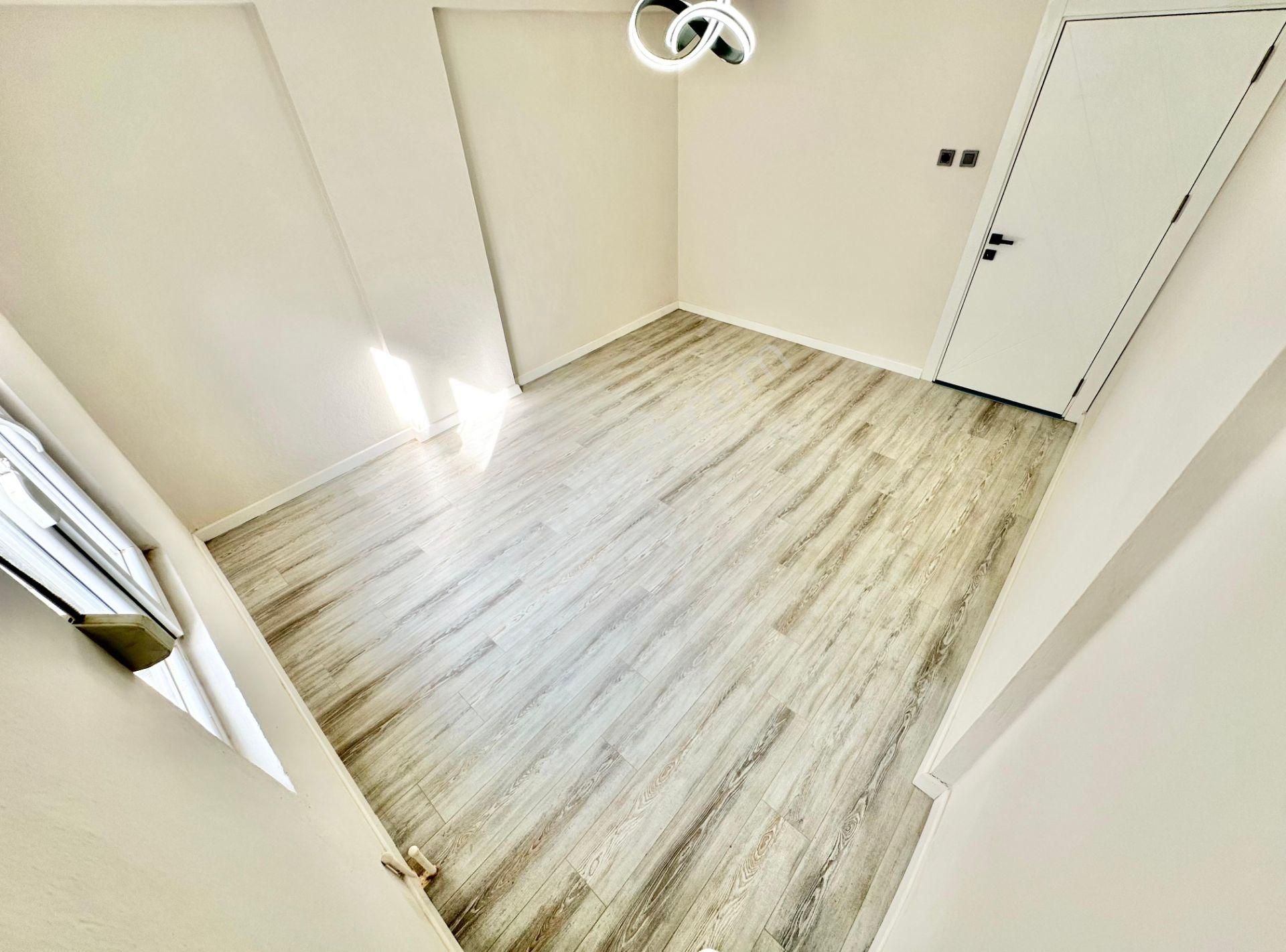 ꧁ay Emlaktan꧂akçay Merkezde İçi Komple Yenilenmiş Arakat Denize Yakın Satılık 2+1 Lüx Daire - Görsel 26