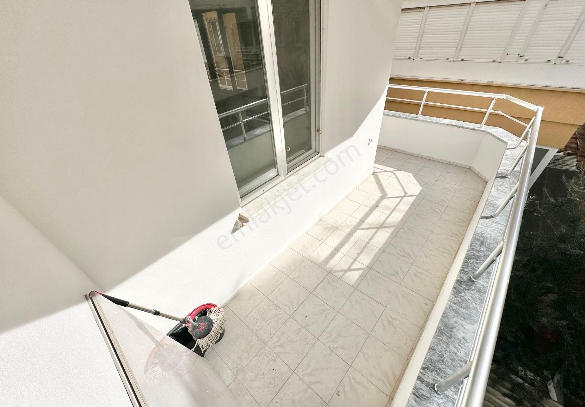 ꧁ay Emlaktan꧂akçay Merkezde İçi Komple Yenilenmiş Arakat Denize Yakın Satılık 2+1 Lüx Daire - Görsel 19