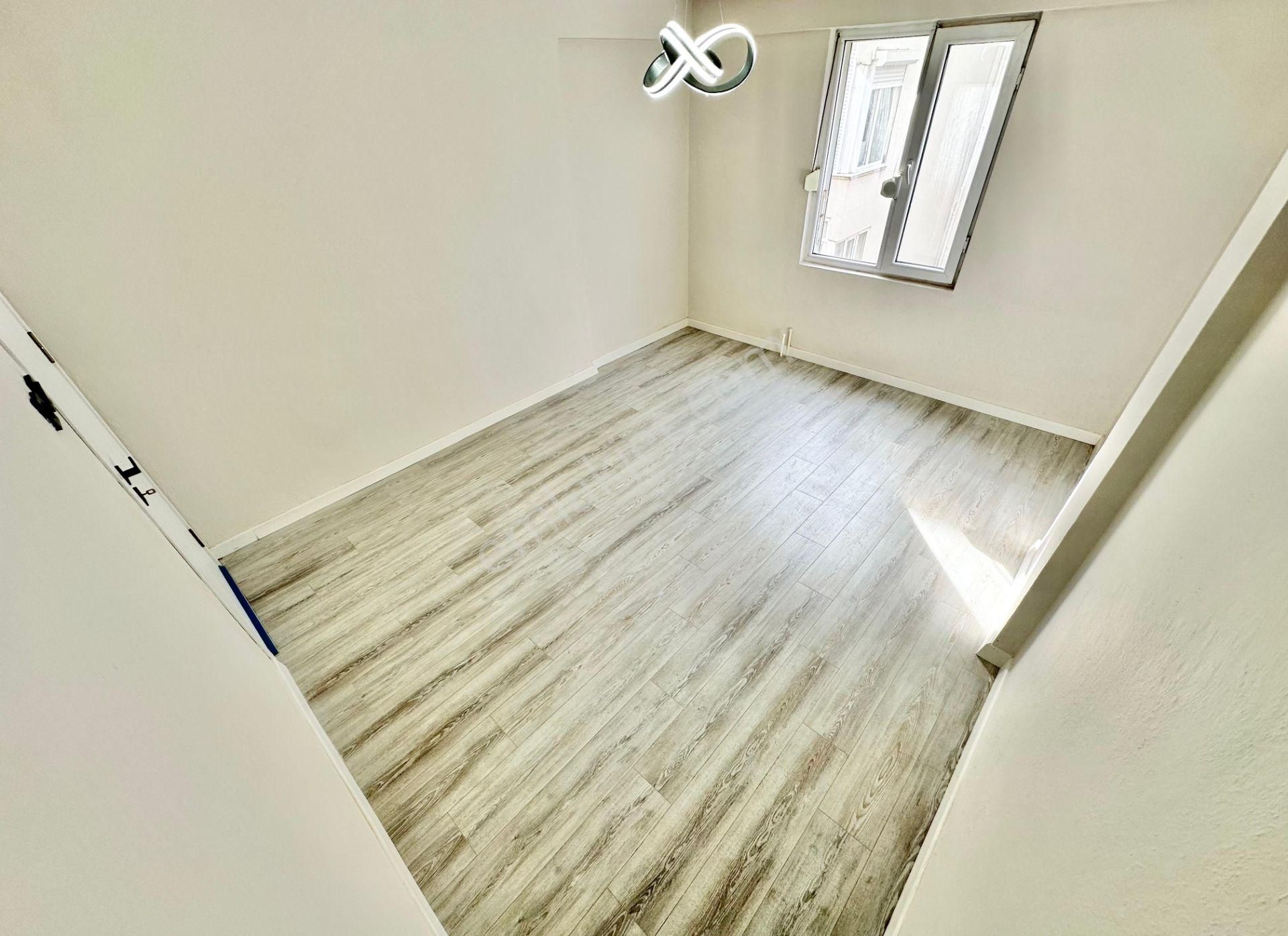 ꧁ay Emlaktan꧂akçay Merkezde İçi Komple Yenilenmiş Arakat Denize Yakın Satılık 2+1 Lüx Daire - Görsel 24