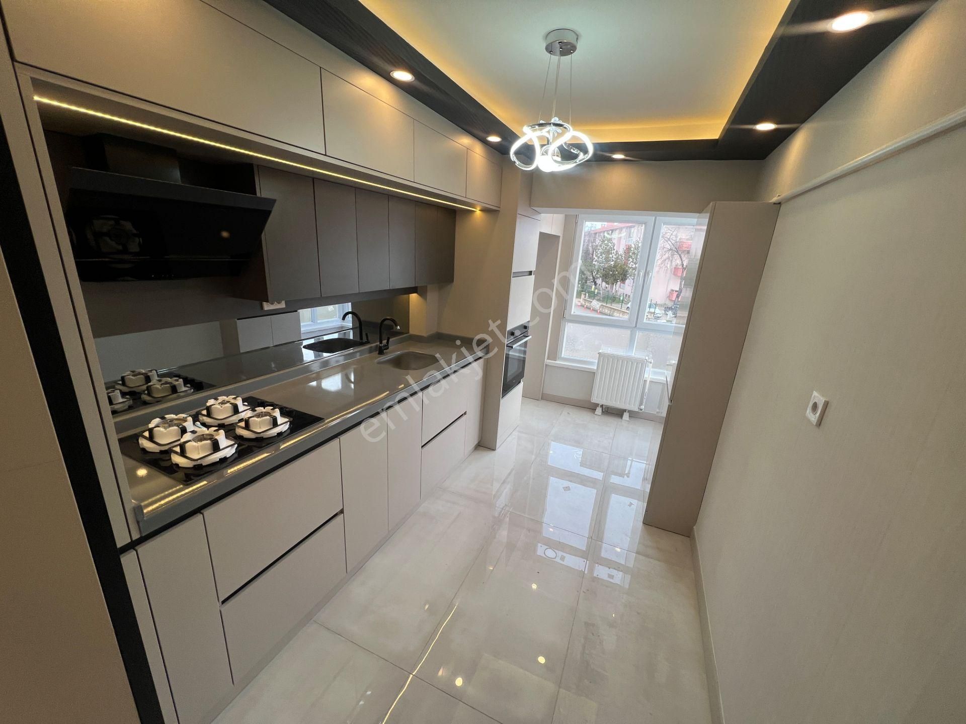 Sincan Ahievran Mah Öncephe 1.arakat Salonbagımsız Satılık Daire