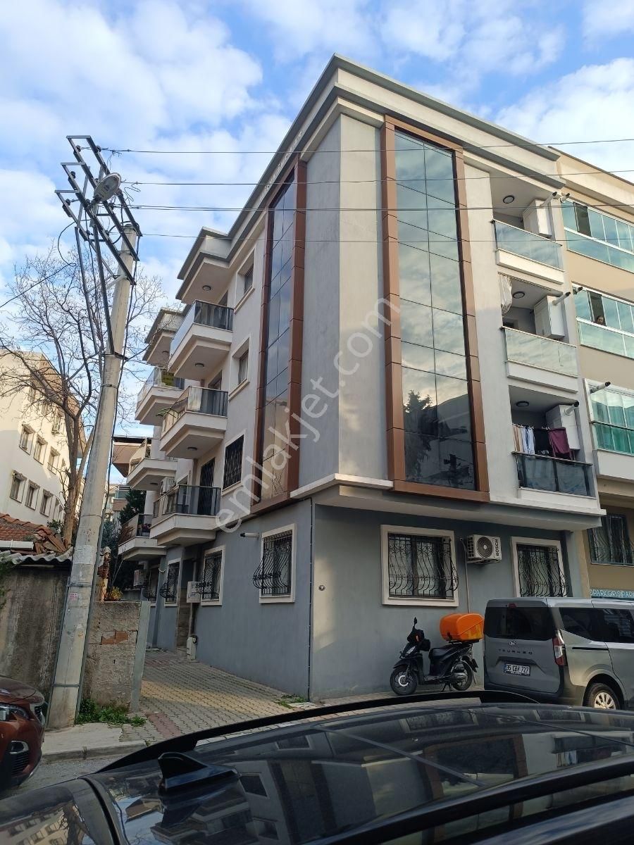 Buca Tınaztepe Hastanesi Yakını 2+1 Satılık Daire