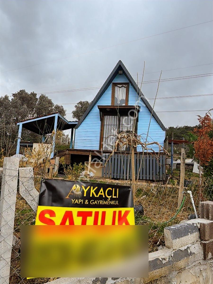 Buca Kırıklarda Manzaralı, Elektriksu Mevcut, Ahşap Evli