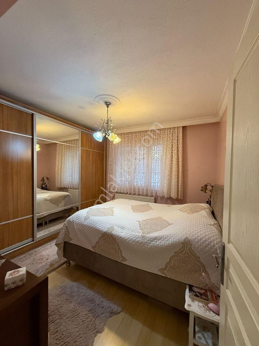 Buca Yenigünde Merkezi Konumda Geniş Ve Ferah 3+1 Kaçırılmaz! - Görsel 24