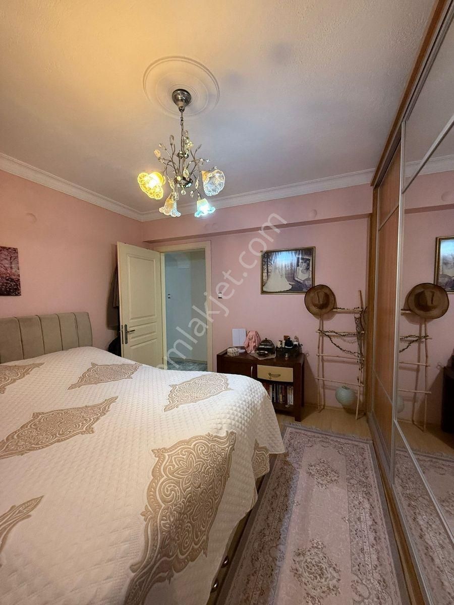 Buca Yenigünde Merkezi Konumda Geniş Ve Ferah 3+1 Kaçırılmaz! - Görsel 21