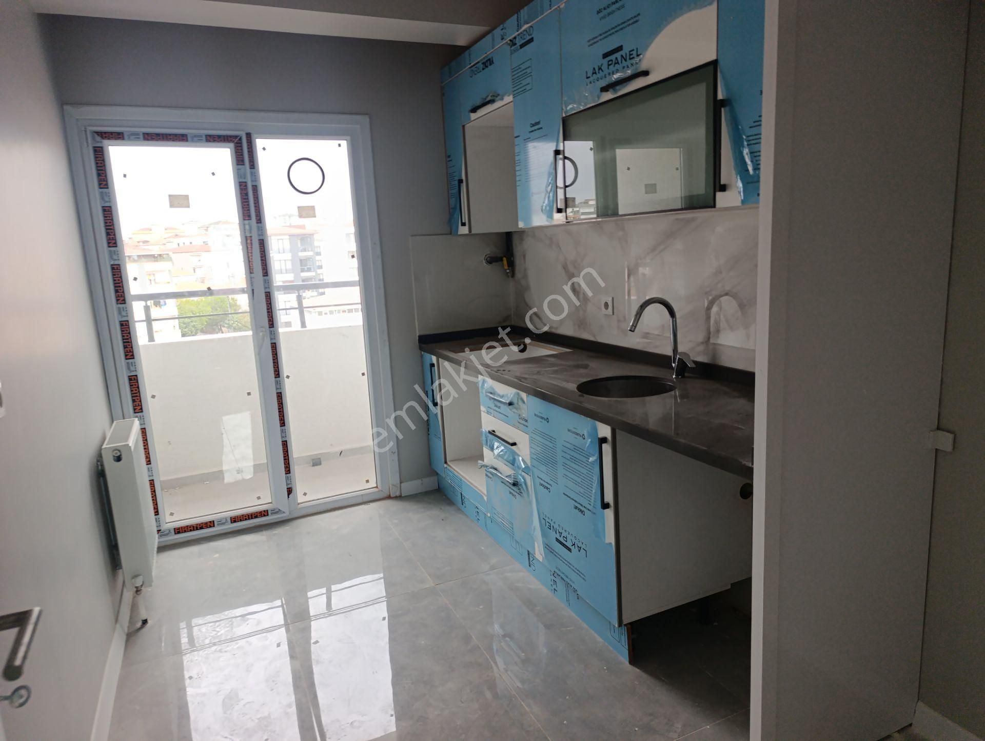 Pendik Esenyalıda Satılık 2+1 Asansör Otoparklı Ana Cadde Paralel Lüks Daire - Görsel 20