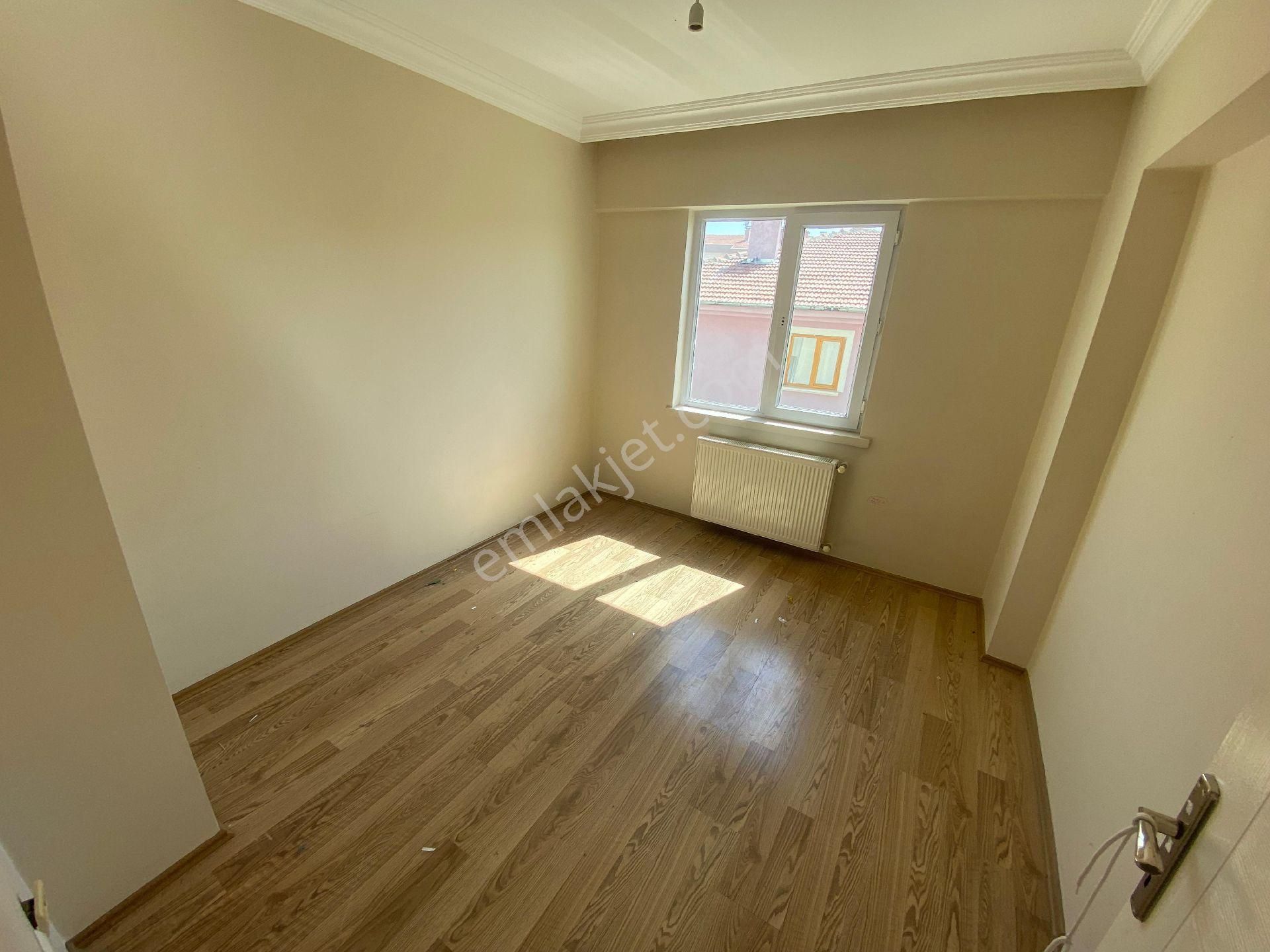 Sincan Tandoğan Mhde Site İçinde Asansörlü Çift Balkonlu Kiralık Daire - Görsel 13