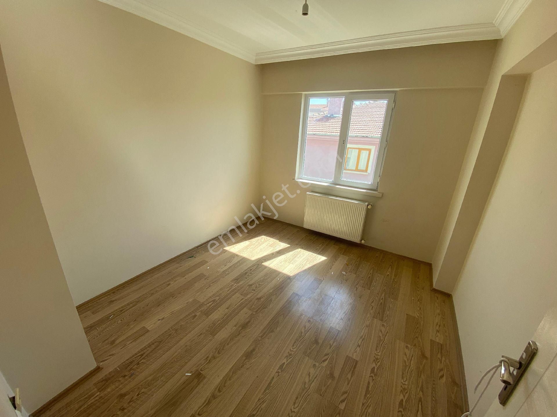 Sincan Tandoğan Mhde Site İçinde Asansörlü Çift Balkonlu Kiralık Daire - Görsel 14