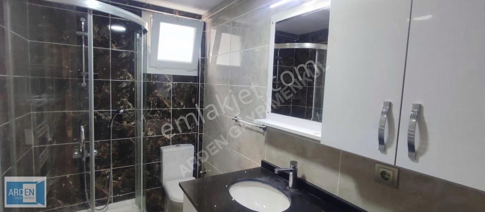 Seferihisar Sığacık'ta Kiralık 3+1 Ayrı Mutfaklı Daire - Görsel 3