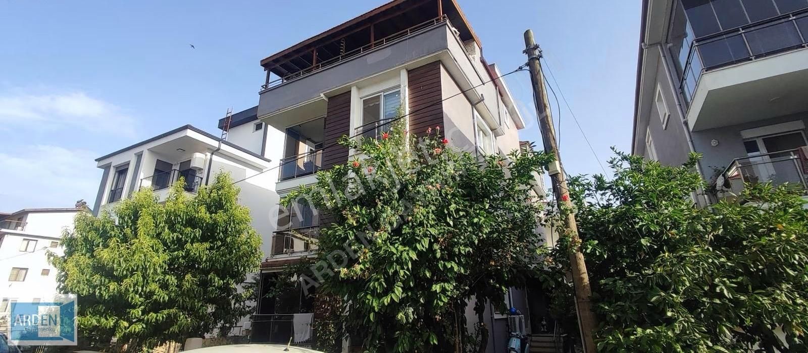 Seferihisar Sığacık'ta Kiralık 3+1 Ayrı Mutfaklı Daire - Görsel 13