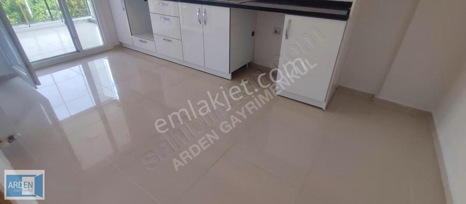 Seferihisar Sığacık'ta Kiralık 3+1 Ayrı Mutfaklı Daire - Görsel 17