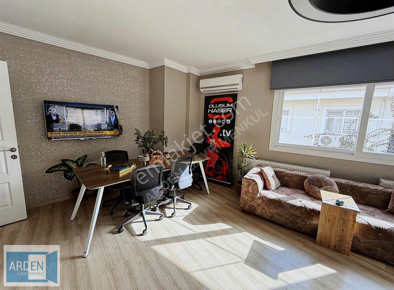 Seferihisar Merkezde, Kiracılı Satılık Dükkan 135m² - Görsel 18