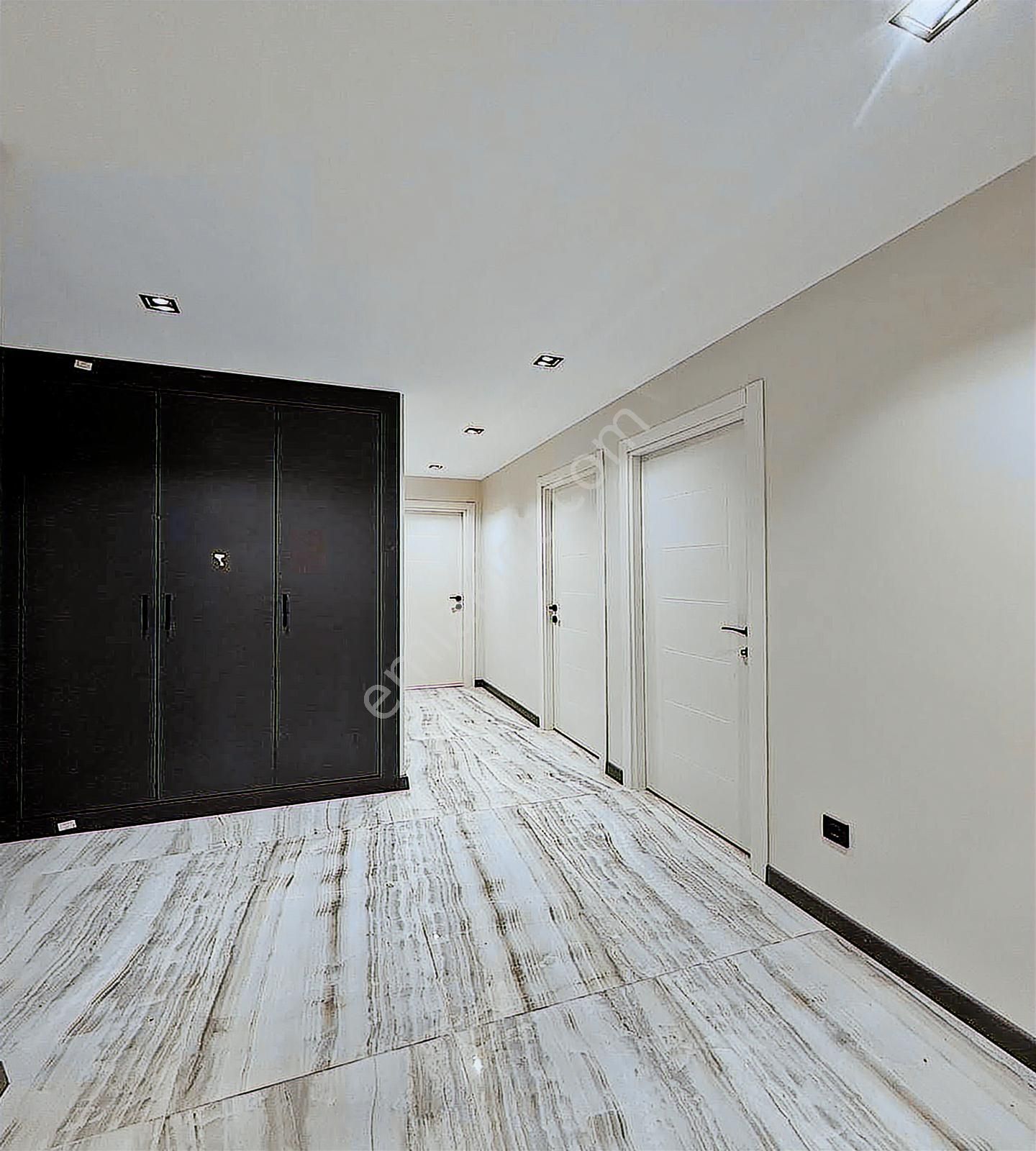 Beylikdüzü Merkezi'nde Butik Site İçi Geniş M2 Arakat 3+1 Daire - Görsel 30