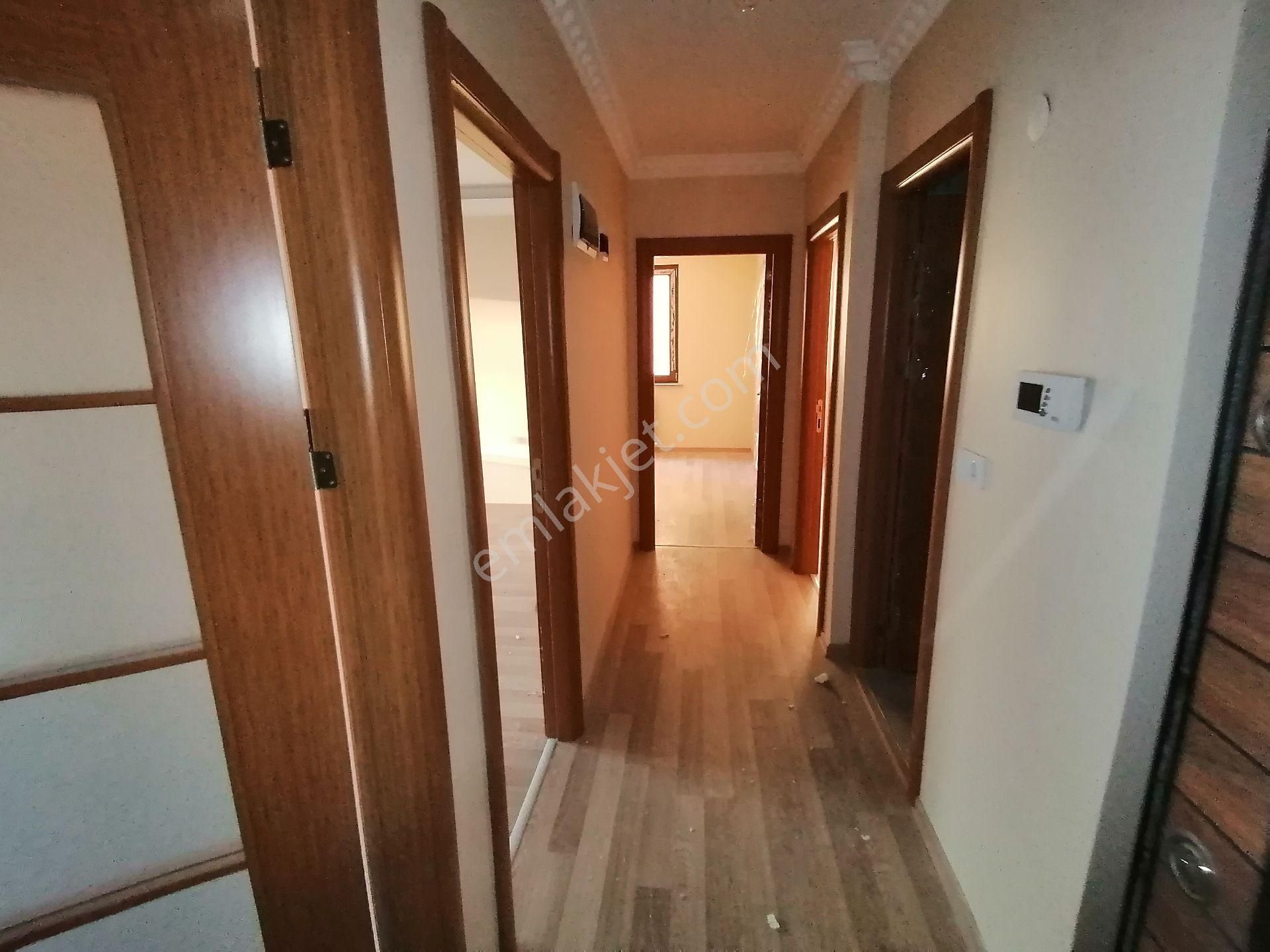 Tuzla Postane"de Satılık 2+1 Asansör Otoparklı Panjurlu Lüks Daire - Görsel 10