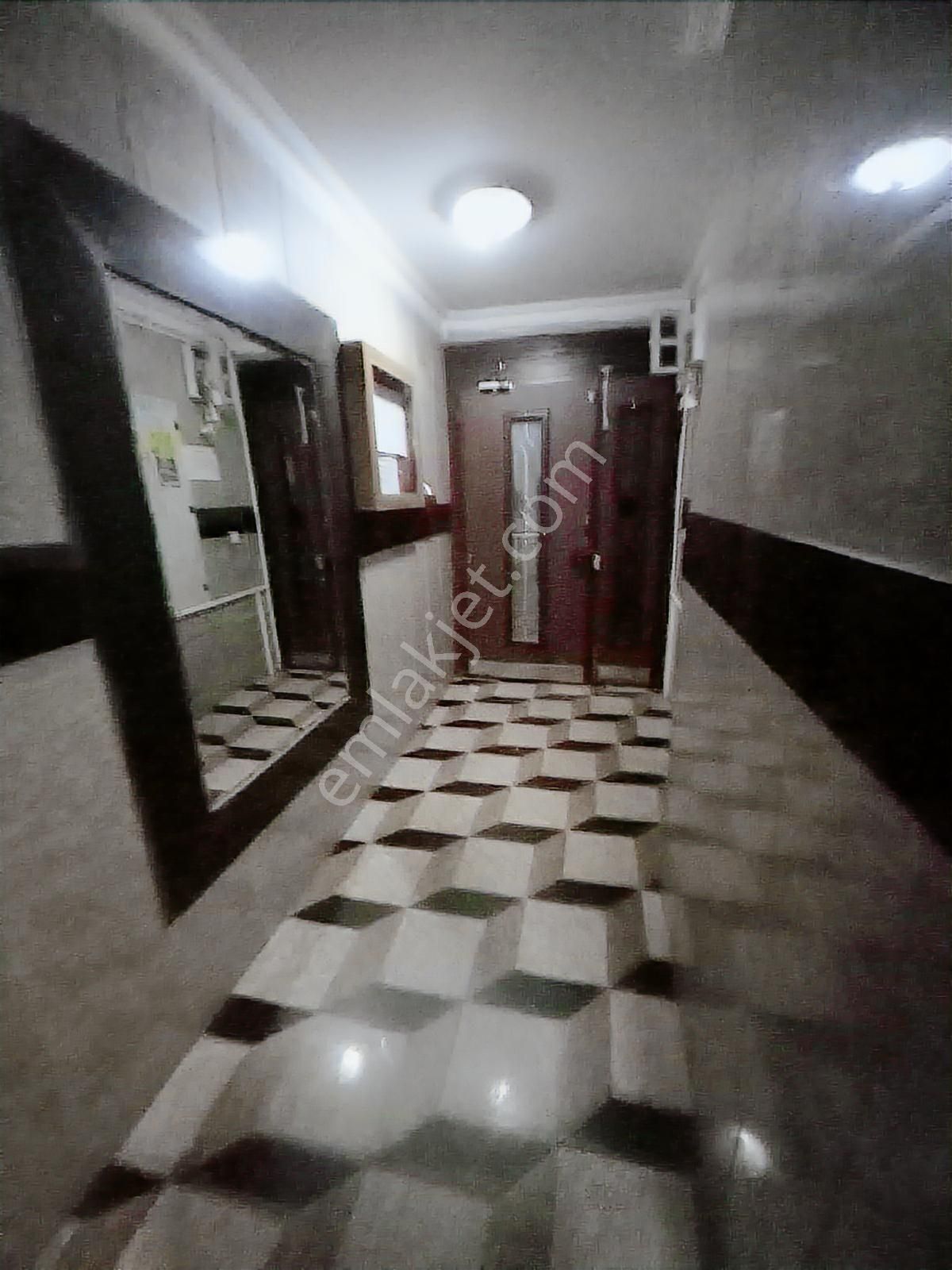 Beylikdüzü Ugur Konaklarında Satılık 3+1 Dubleks - Görsel 19