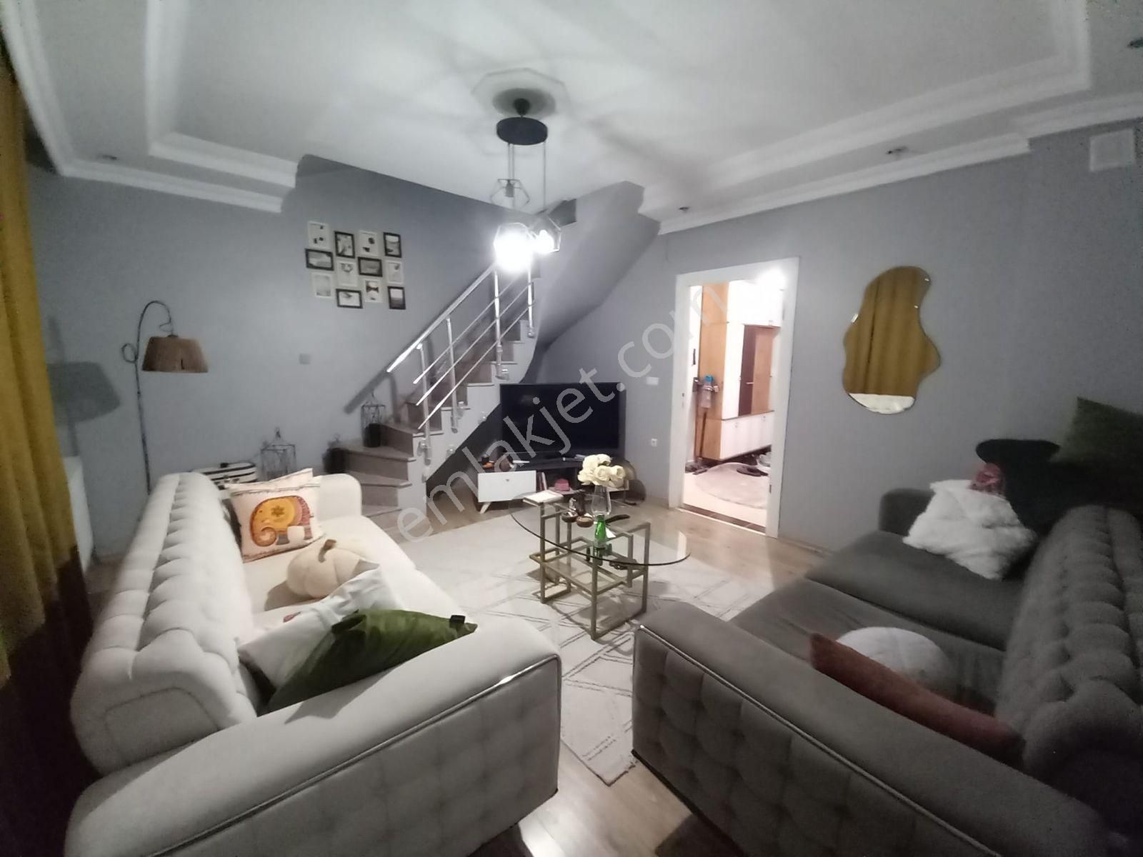 Beylikdüzü Ugur Konaklarında Satılık 3+1 Dubleks - Görsel 23