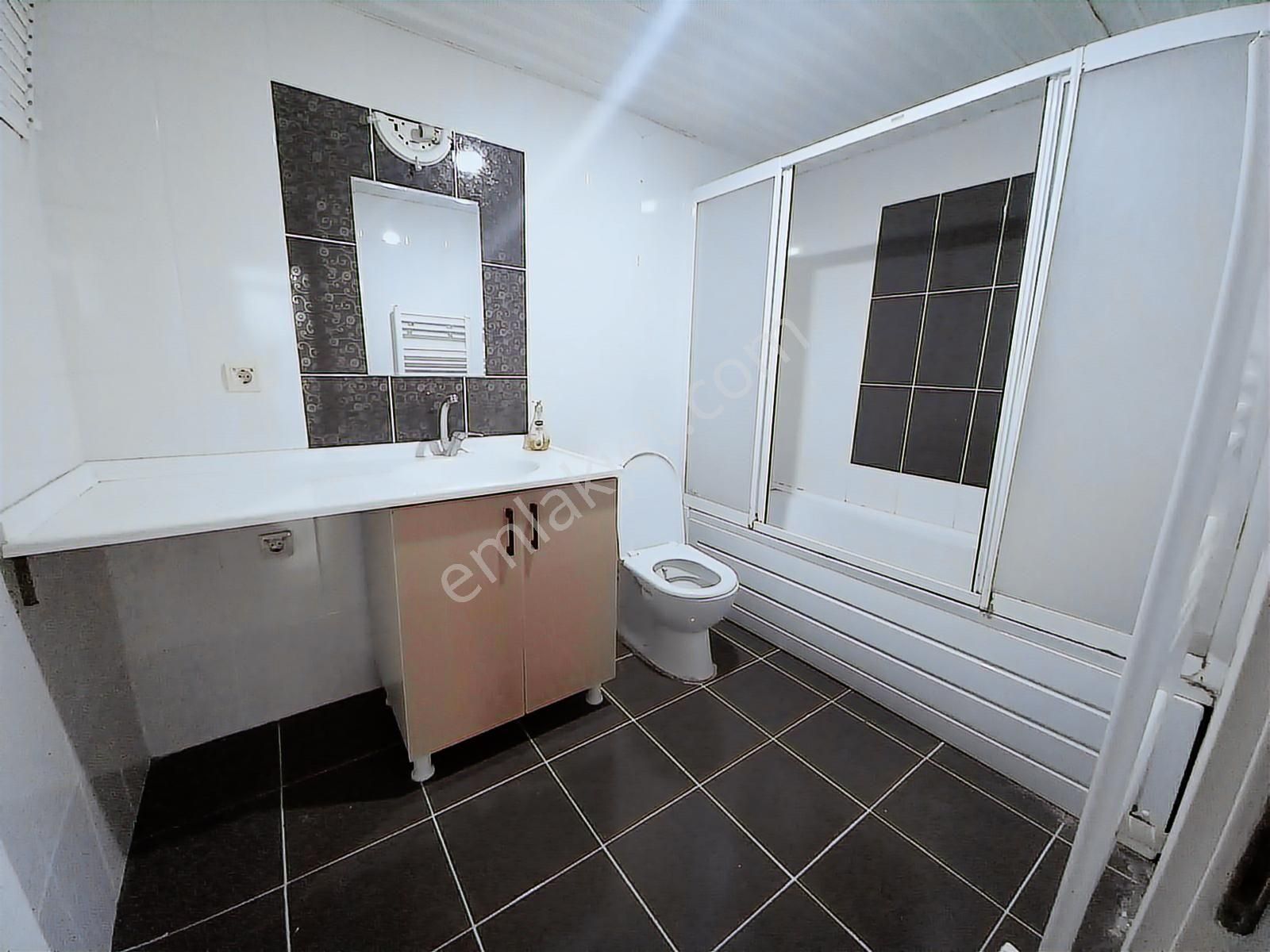 Kayaşehir 17. Bölgede Kiralık 3+1 Daire - Görsel 12