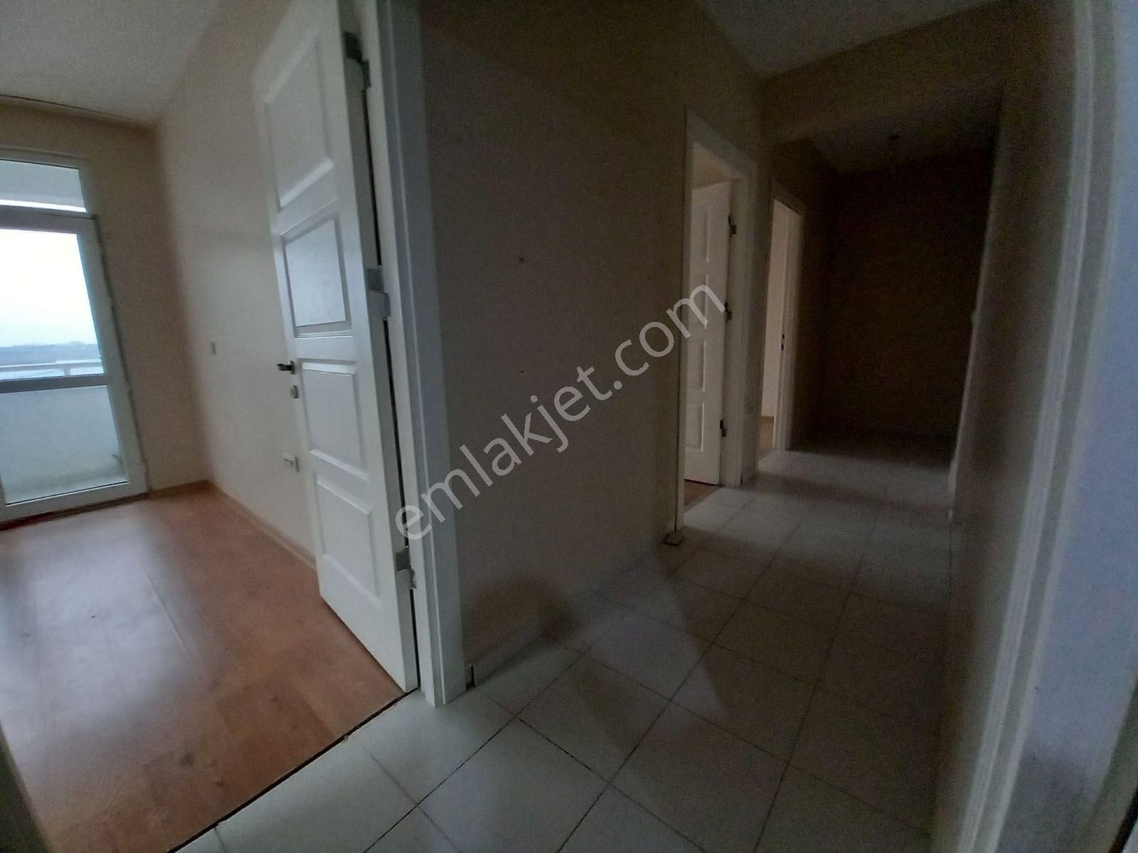 Kayaşehir 17. Bölgede Kiralık 3+1 Daire - Görsel 23