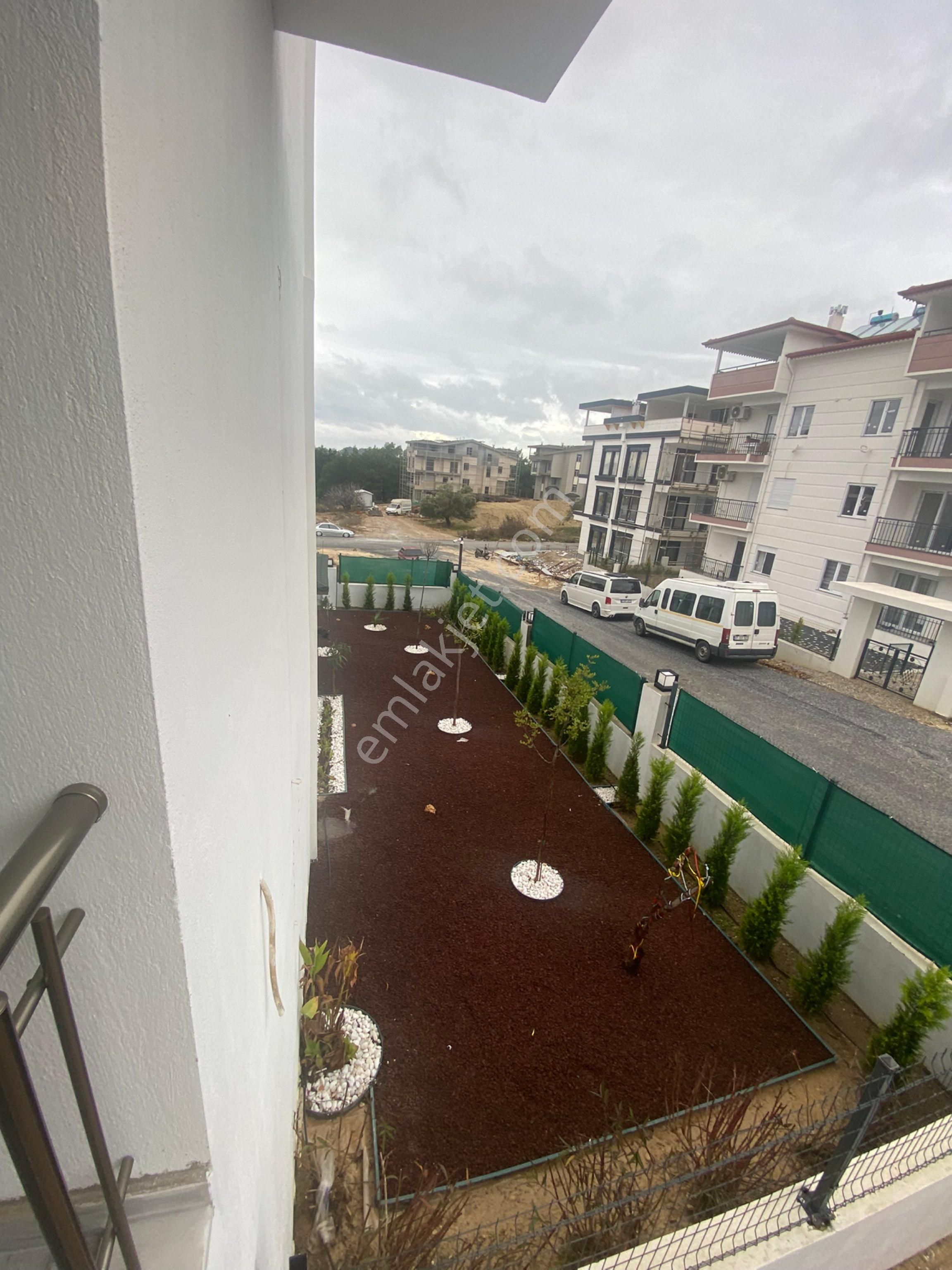 Sarılar Mahallesi’nde 2 + 1 Garaj Üstü Dairemiz Havuzlu Site İçerisinde Satılıktır - Görsel 23