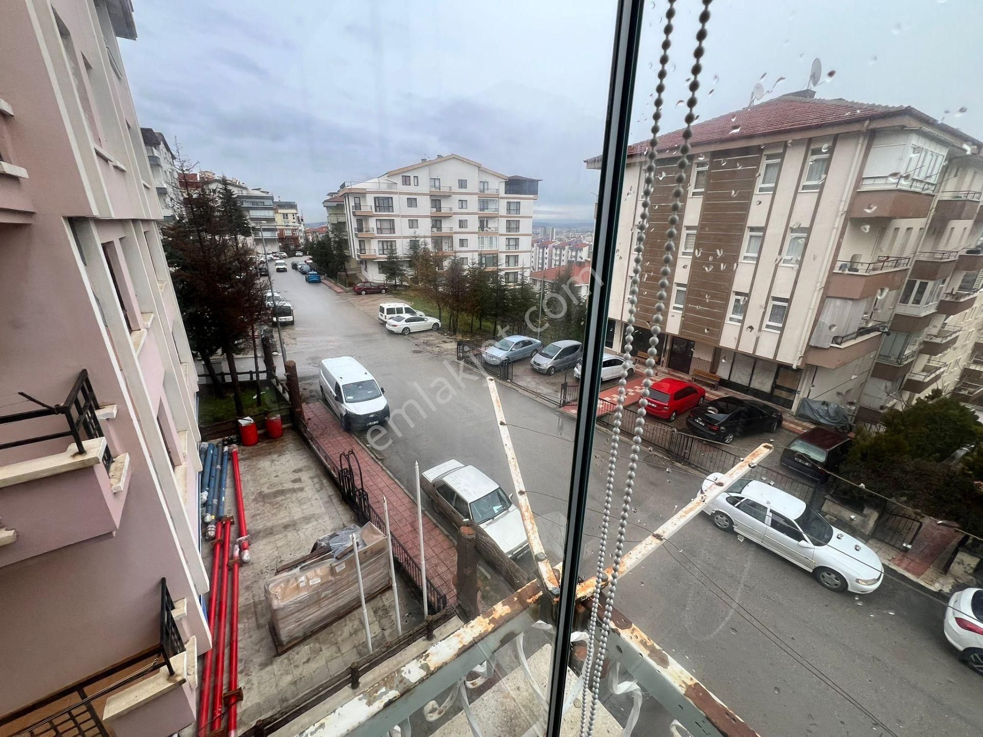 Atanora Vadi'den Trt Panora Yakını Ara Kat 3 Cephe Kök Tapulu Kombili Ön 3+1 - Görsel 18