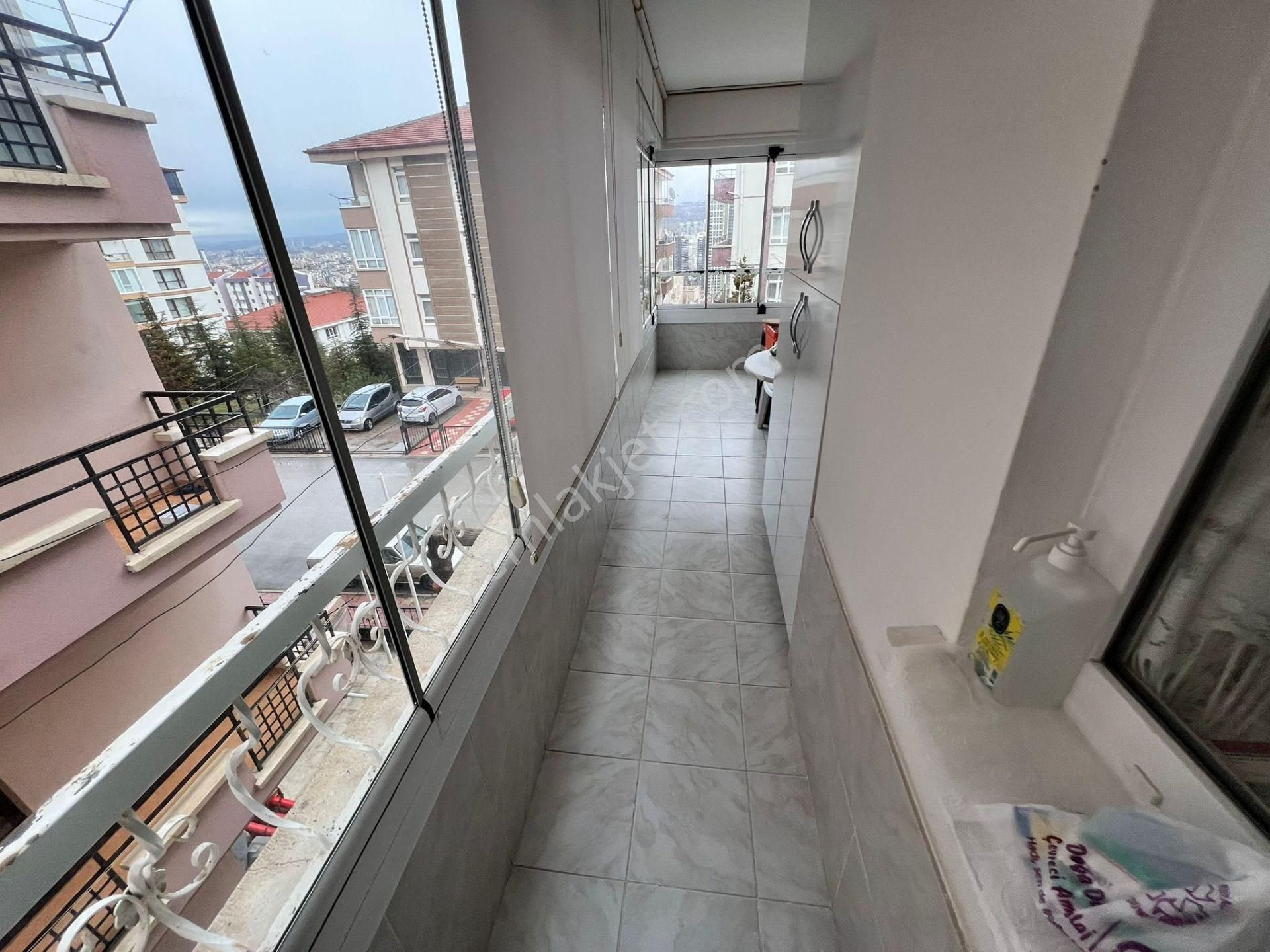 Atanora Vadi'den Trt Panora Yakını Ara Kat 3 Cephe Kök Tapulu Kombili Ön 3+1 - Görsel 13