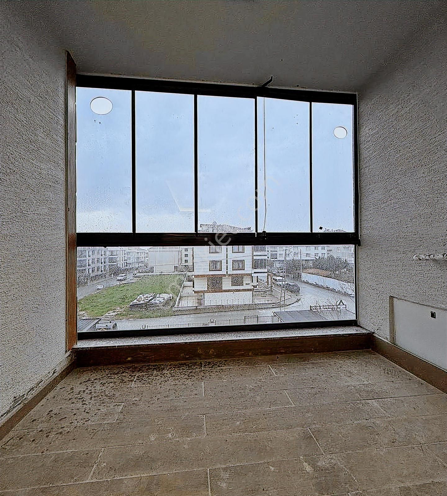 Beylikdüzü Kısa Katlı Butik Site'de Eminevim Fuzulev'e Uygun 2+1 - Görsel 35