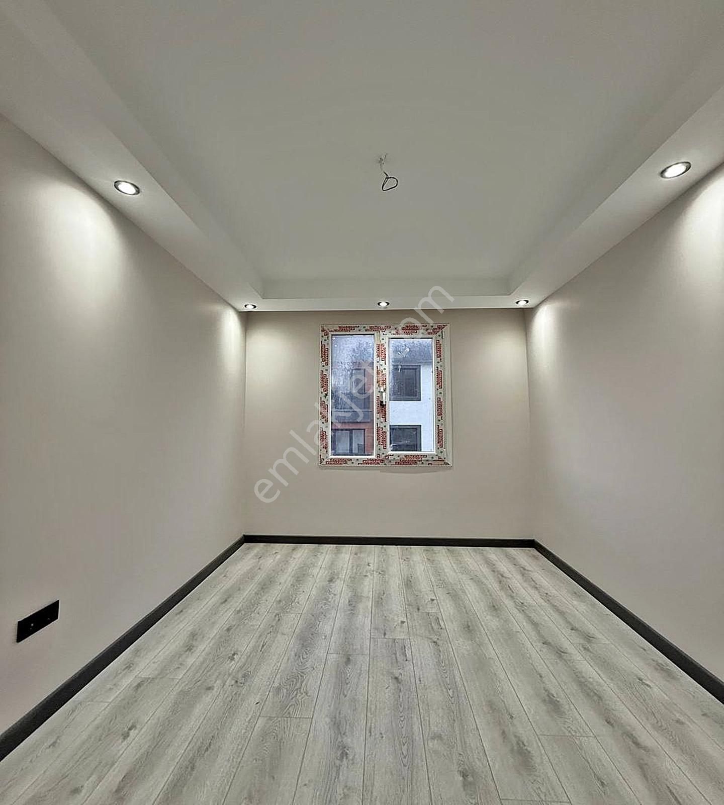 Beylikdüzü Kısa Katlı Butik Site'de Eminevim Fuzulev'e Uygun 2+1 - Görsel 14