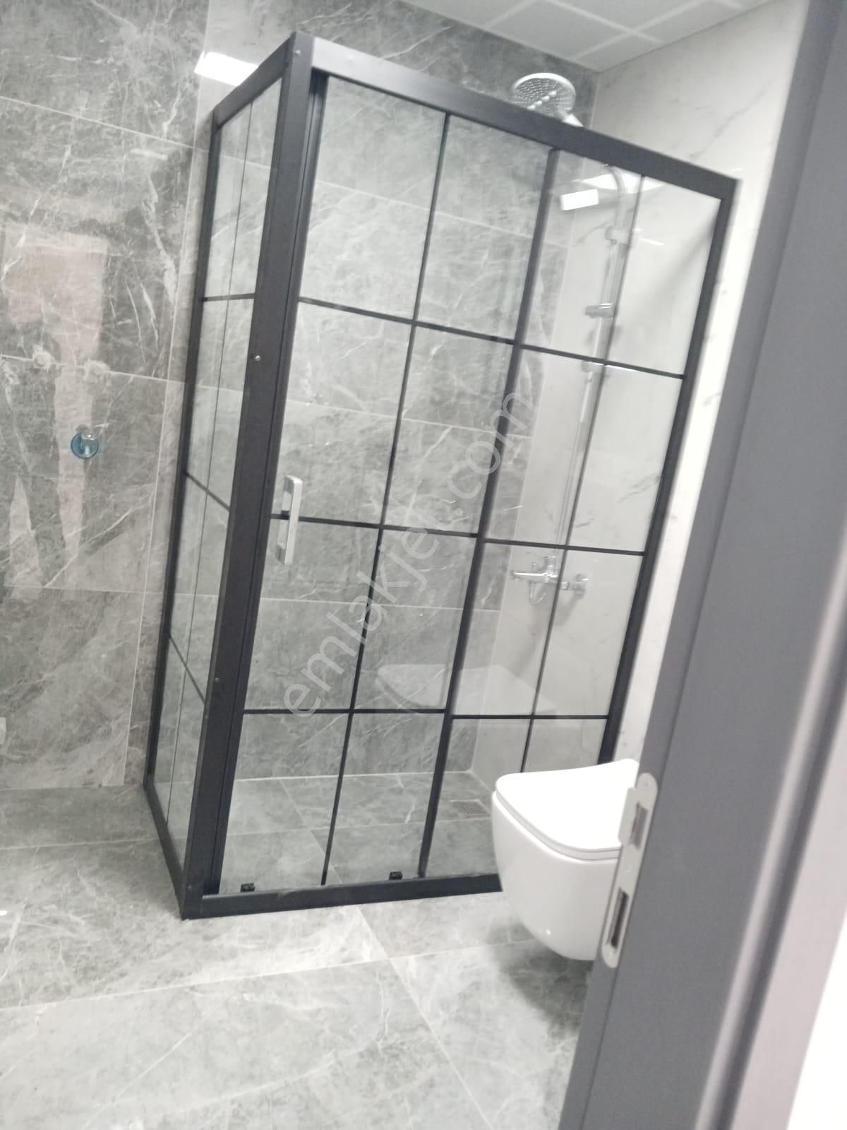 Denize 500m Mesafede Havuzlu Sitede Ara Kat 1+1 - Görsel 11