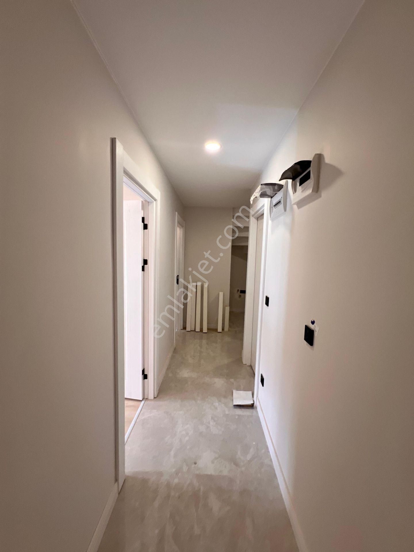 Kaçmaz'dan Altıntepe'de Cadde Üzeri Prestijli Yapı'da Geniş Teraslı 3 +1 Dubleks Daire - Görsel 29