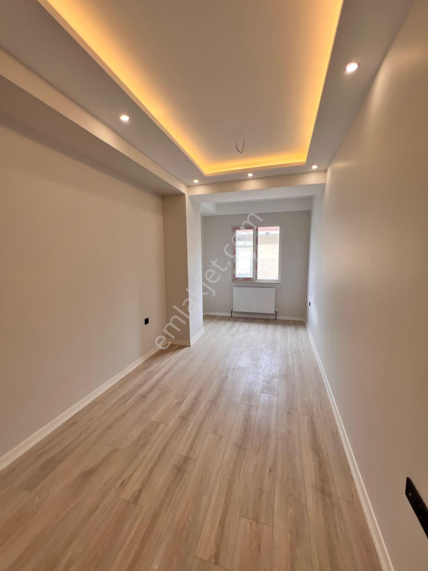 Kaçmaz'dan Altıntepe'de Cadde Üzeri Prestijli Yapı'da Geniş Teraslı 3 +1 Dubleks Daire - Görsel 17