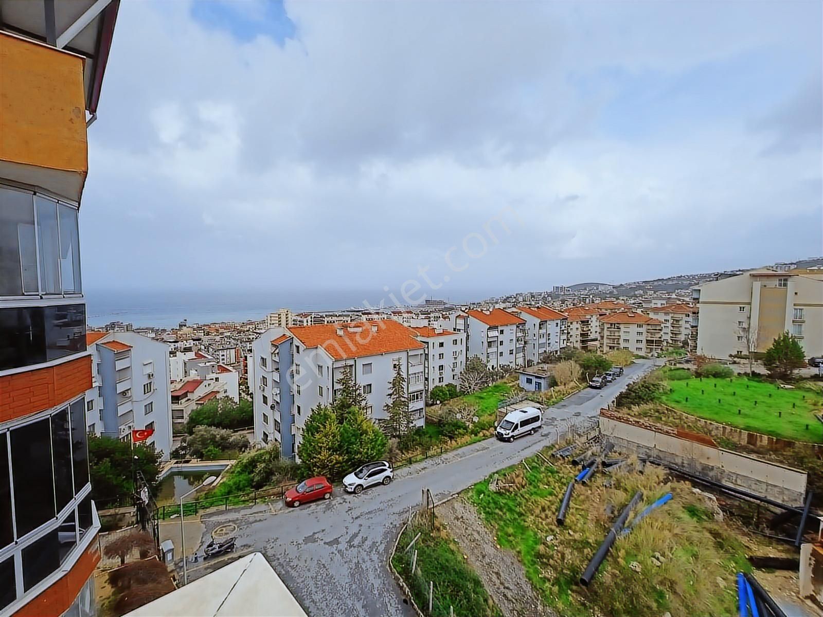 Kuşadası Ege Mahallesi Havuzlu Sitede Manzaralı Dubleks Daire - Görsel 7