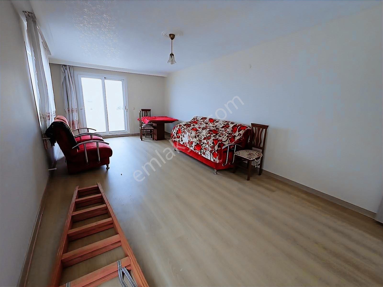 Kuşadası Ege Mahallesi Havuzlu Sitede Manzaralı Dubleks Daire - Görsel 5