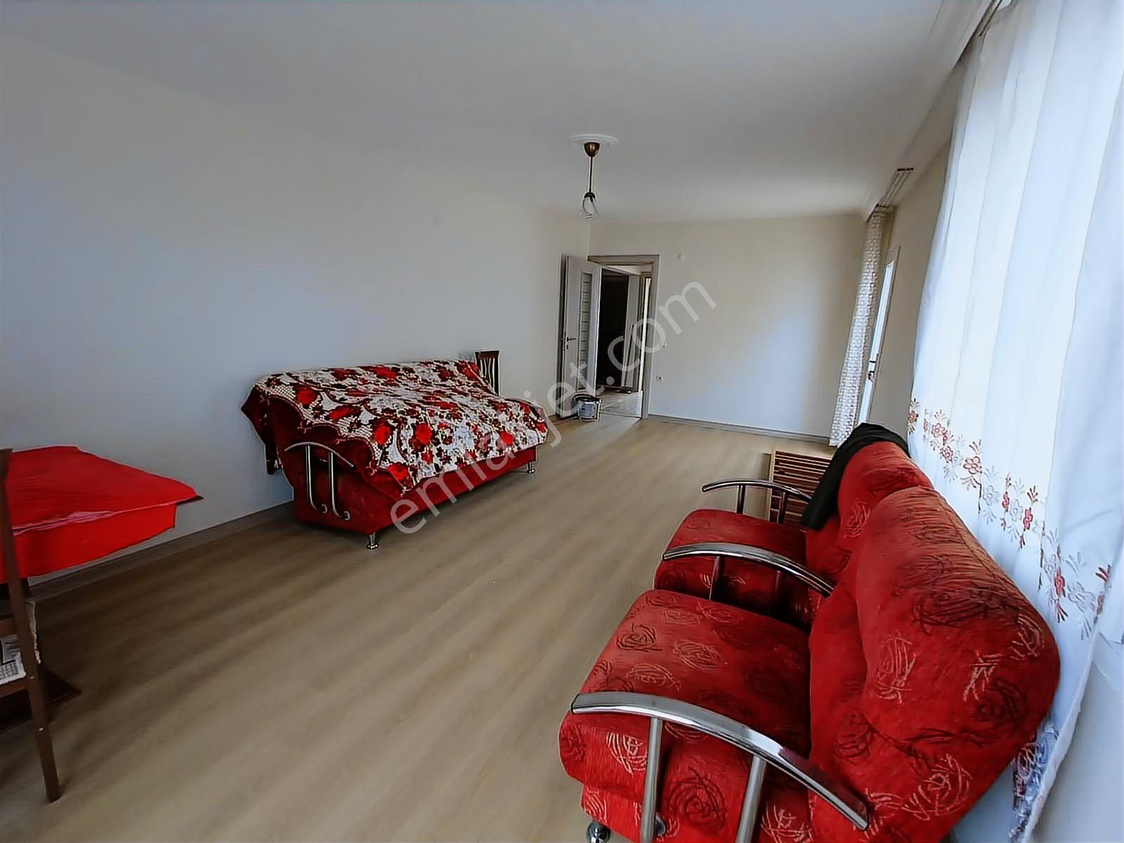 Kuşadası Ege Mahallesi Havuzlu Sitede Manzaralı Dubleks Daire - Görsel 6