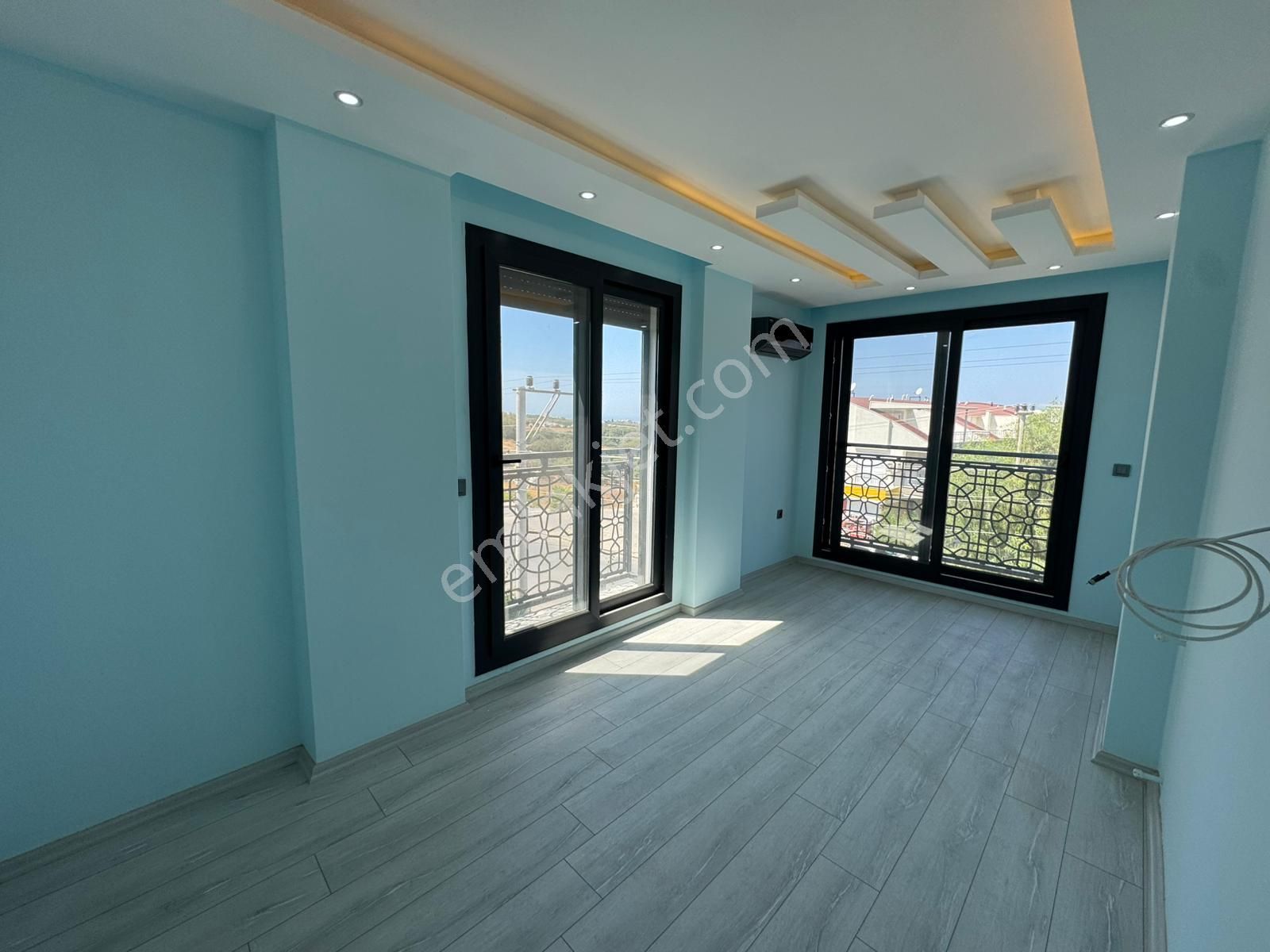 Aydın Didim Efeler Mah. Orta Kat Eşyasız Her Odadan Deniz Manzaralı Asansörlü 1+1 Daire - Görsel 17